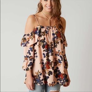 BKE floral top size XS